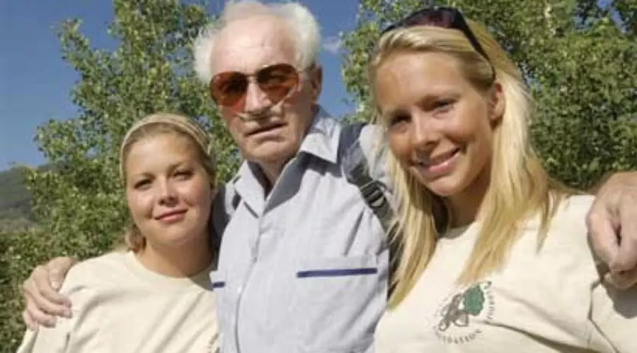Alicia Knievel; Evel Knievel’s Daughter, Bio, Age, Husband, and Net Worth