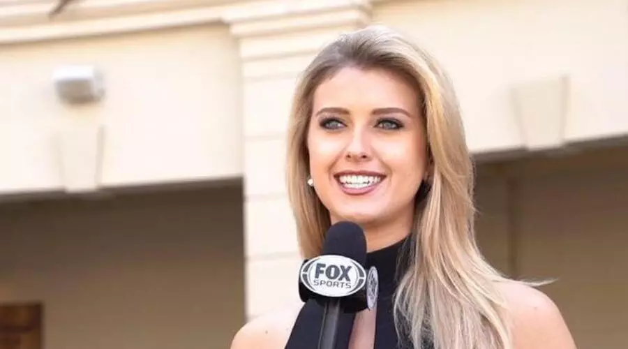 Acacia Courtney – NYRA, Bio, Husband, Wedding, Pregnant, and Tattoos