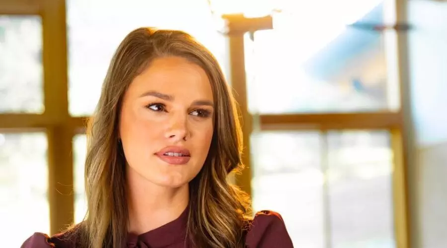 Alicia Lewis-KARE 11, Biography, Age, Husband, Salary and Net Worth
