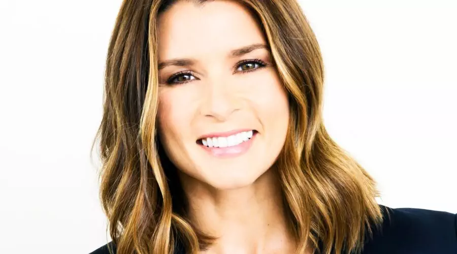 Danica Patrick-Nascar, Age, Husband, Height, Formula 1 and Relationships