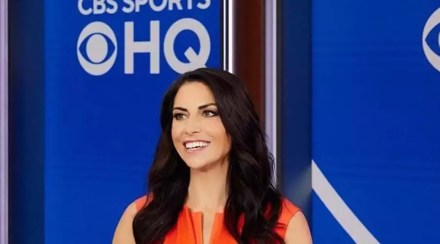 Jenny Dell, CBS Sports, Age, Bio, Husband, Children, Salary and Net Worth