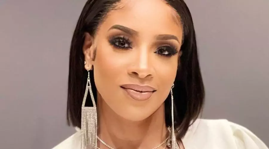 Kimmi Grant – Bio, Wiki, Age, Husband, Son, Height, Cancer & Net Worth