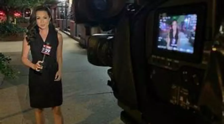 Lauren Dugan: FOX 29, Age, Education, Wiki, Family, Height, and Salary
