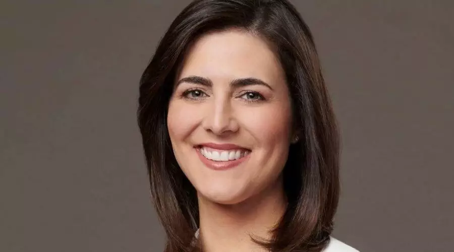 Lindsey Reiser: CBS News, Wikipedia, Wife, Children, Salary and Net Worth