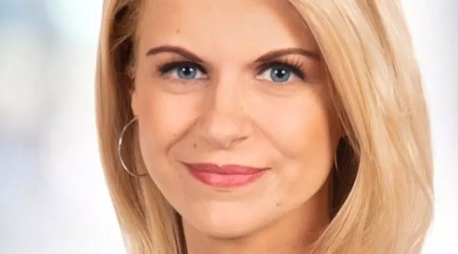 Liz Collin-Alpha News, Age, Husband, Family, Salary and Net Worth