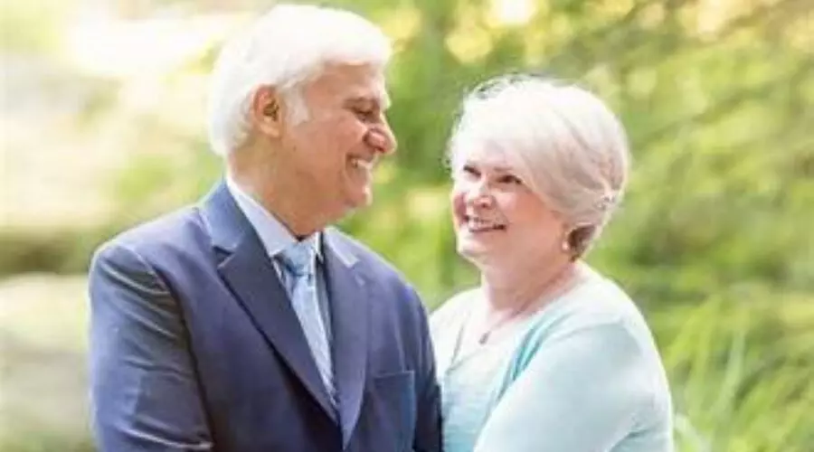 Margaret Reynolds | Ravi Zacharias’ Wife, Age, Husband, Family and Net Worth