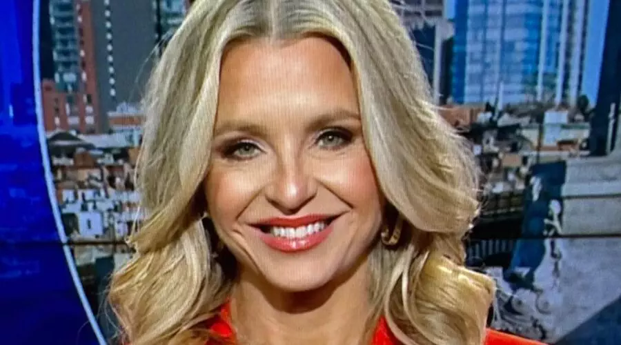 Paula Ebben: WBZ-TV, Bio, Age, Height, Husband, Salary & Net Worth