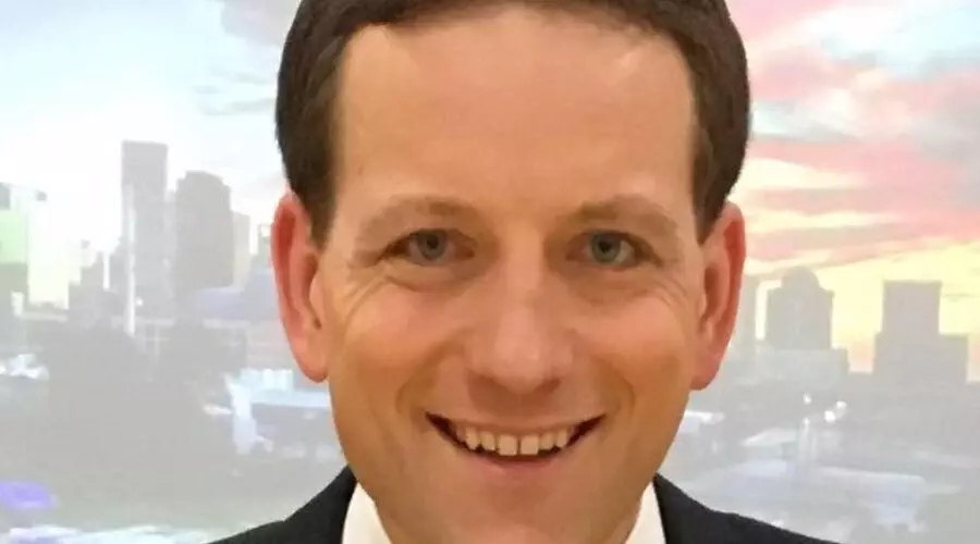 Travis Herzog Meteorologist, ABC13, Height, Wife, Children, & Net Worth
