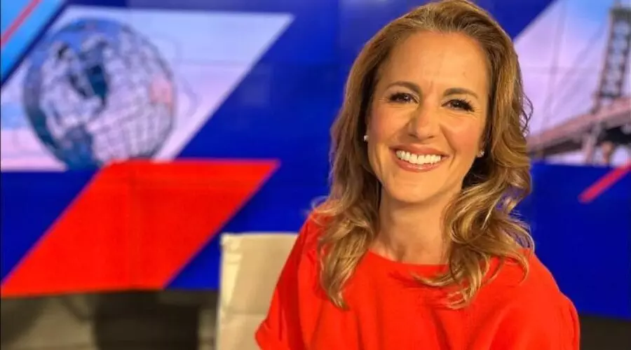 Raegan Medgie: ABC7, Age, Height, Wedding, Husband, and Salary