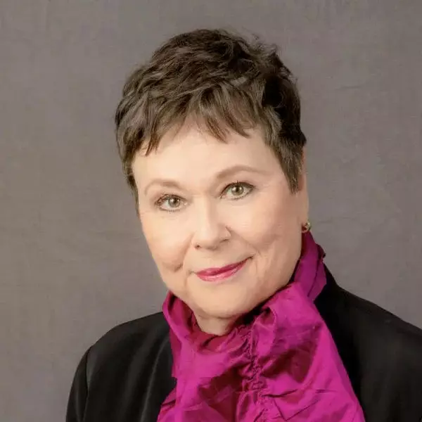 Martha Teichner